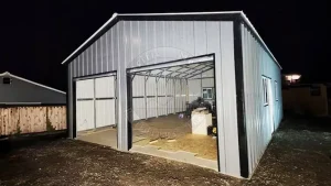 23x35x10 Metal Garage